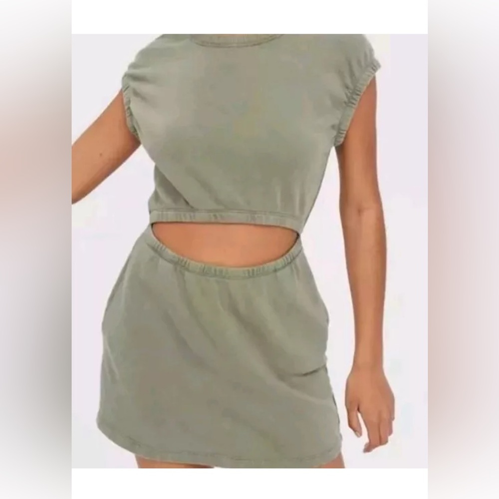 OFFLINE By Aerie Women’s Weekend Fleece Olive Cut Out Sleeveless Small Dress